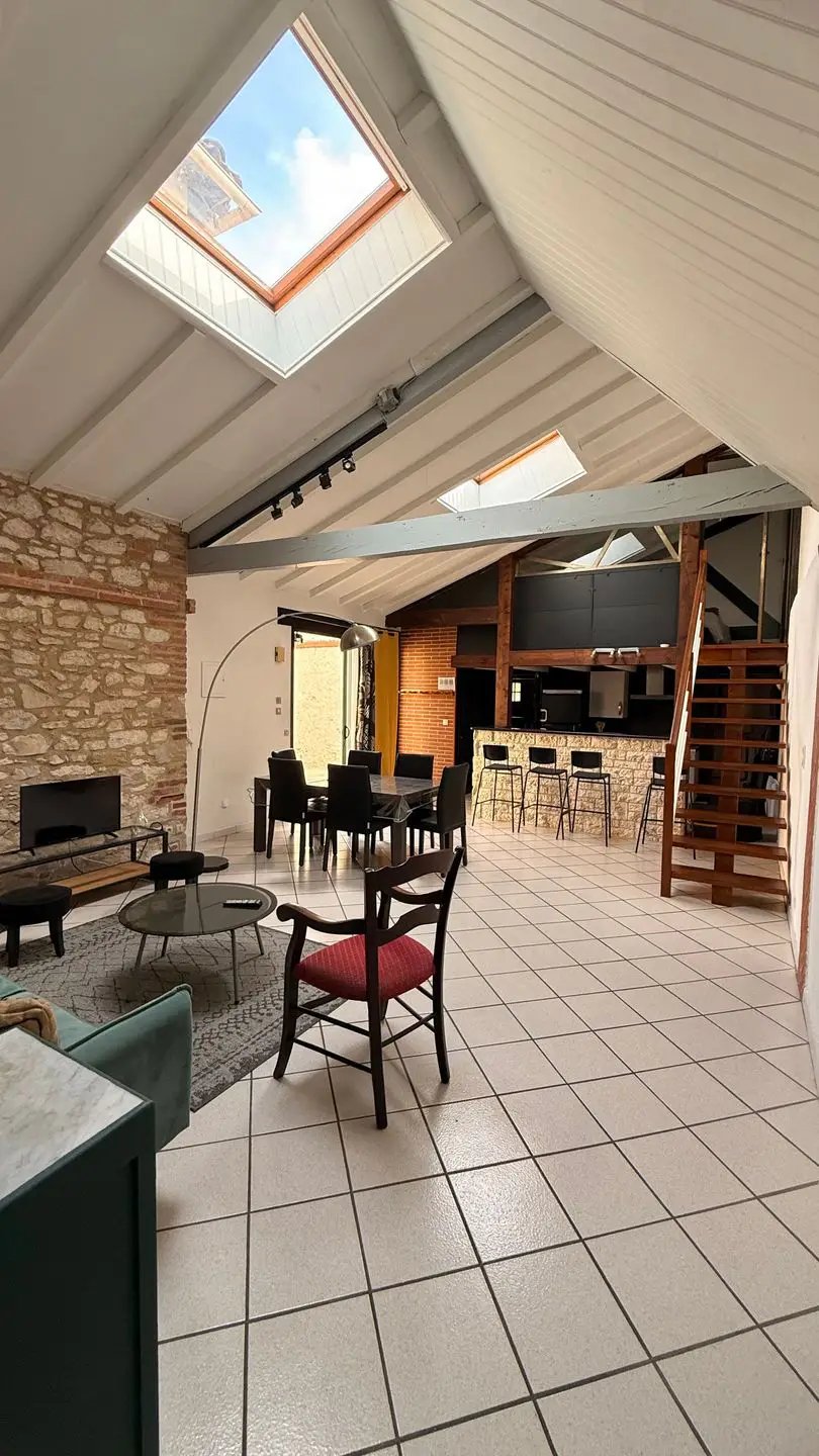 Appartement à louer, 72m², Albi