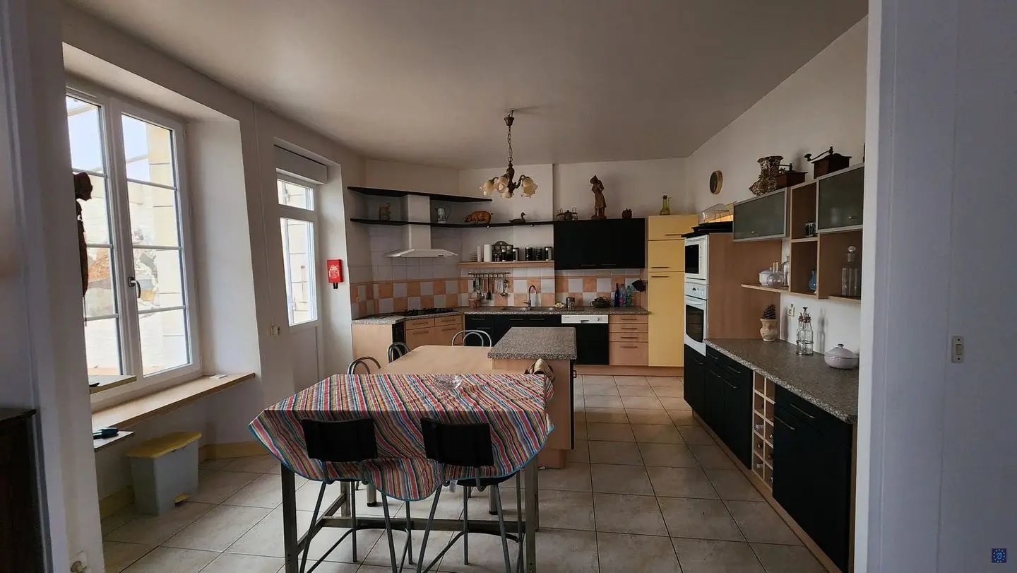 Maison à vendre, 322m², Mortagne-sur-Gironde