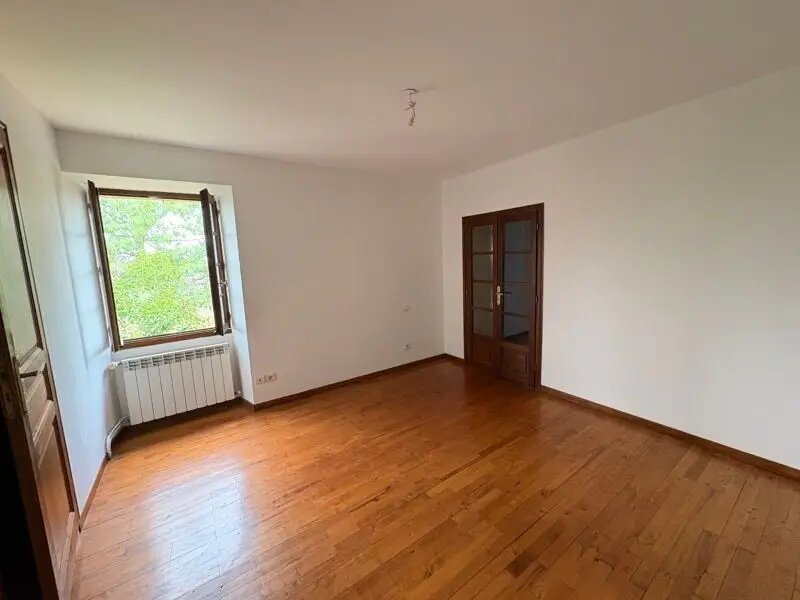 Maison à louer, 99m², Pavie