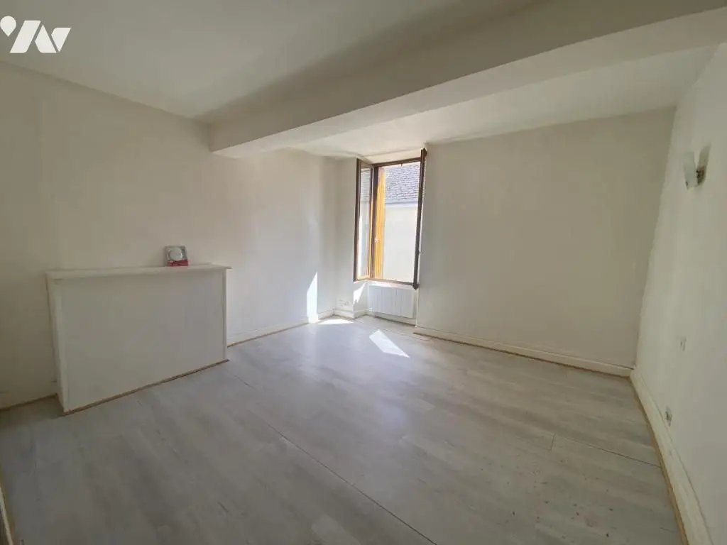 Maison à louer, 1m², Beaune-la-Rolande