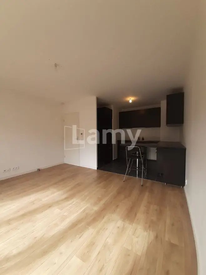 Appartement à louer, 42m², Brie-Comte-Robert