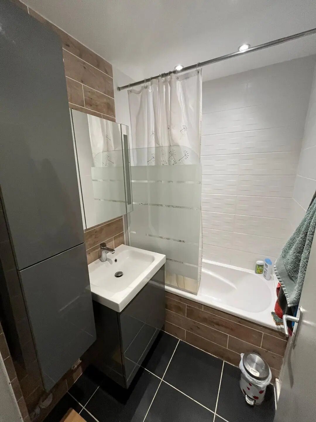 Appartement à louer, 71m², Avon