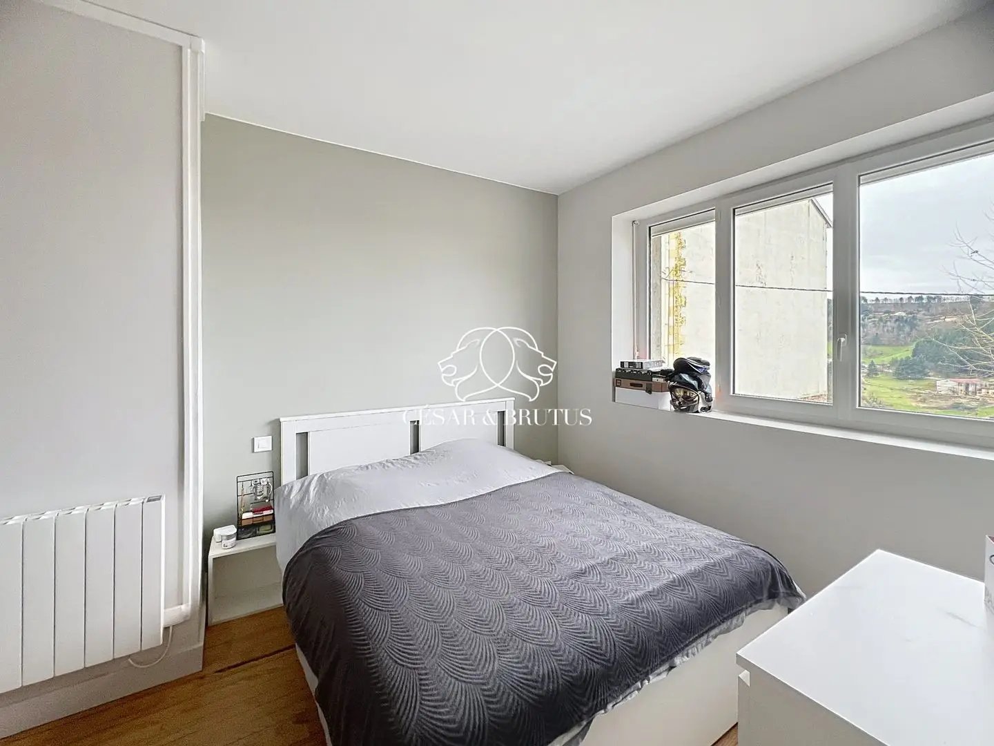 Appartement à vendre, 197m², Saint-Vincent-de-Reins