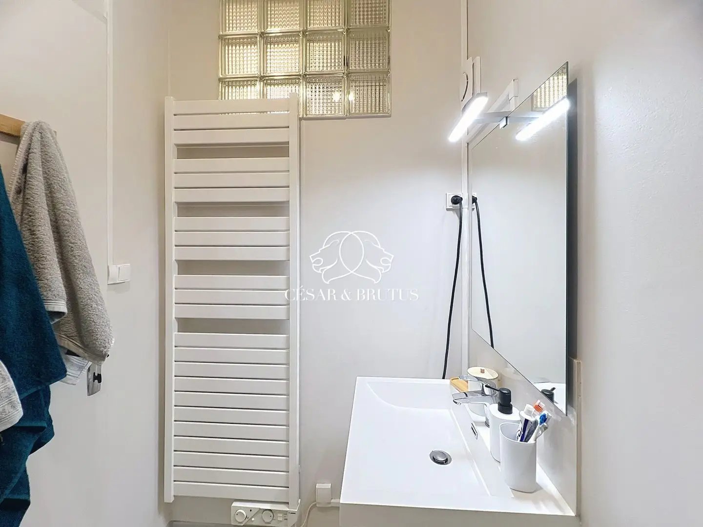 Appartement à vendre, 197m², Saint-Vincent-de-Reins