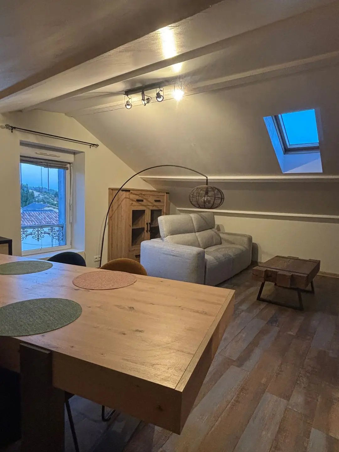 Appartement à louer, 63m², Alès