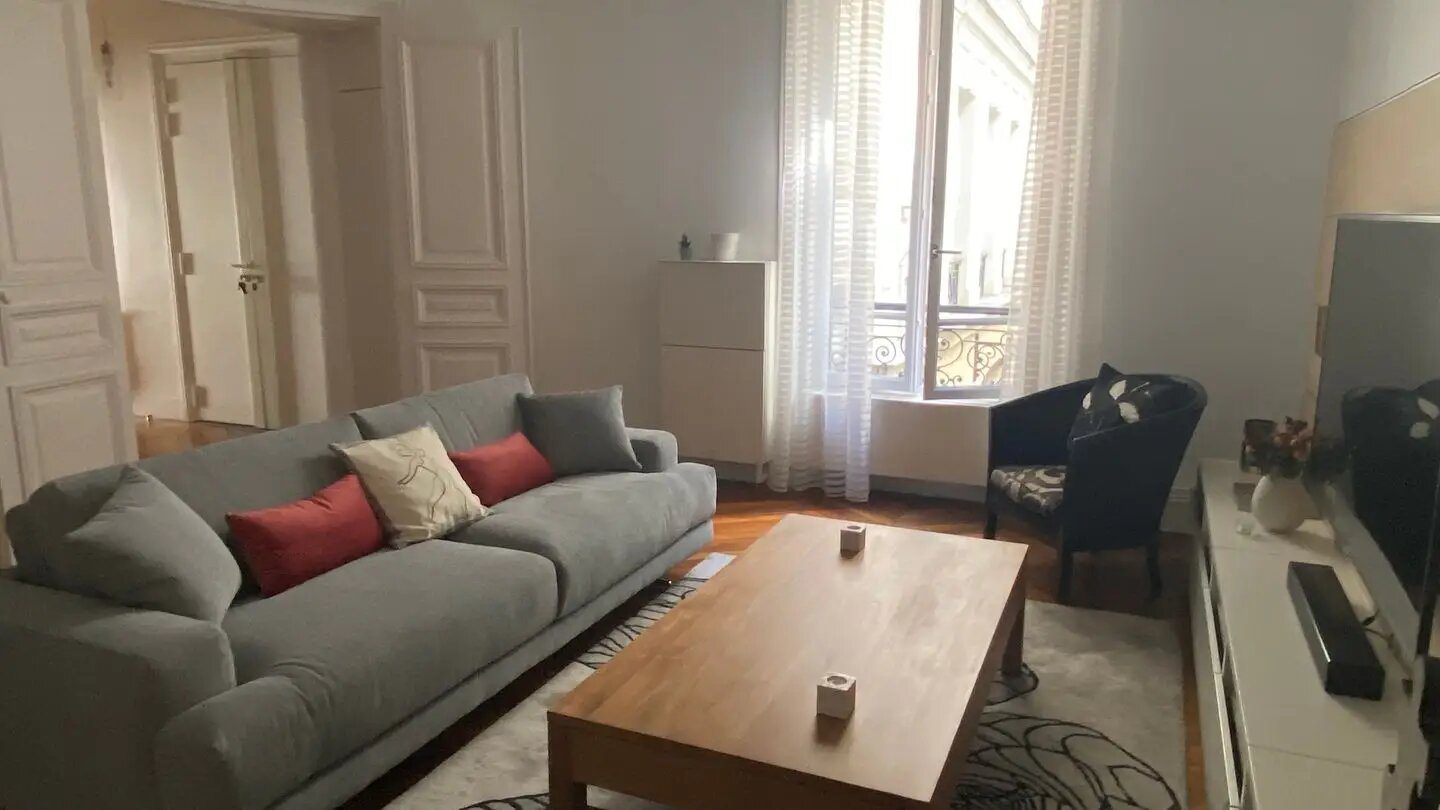 Appartement à louer, 64m², Paris 8ème