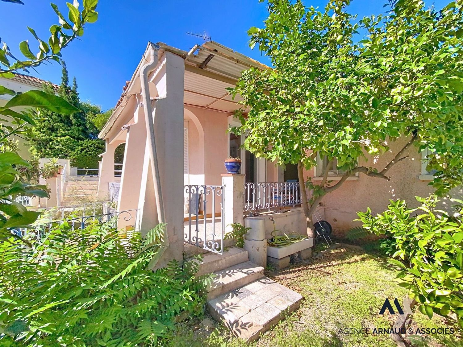 Maison à vendre, 120m², Saint-Cyr-sur-Mer