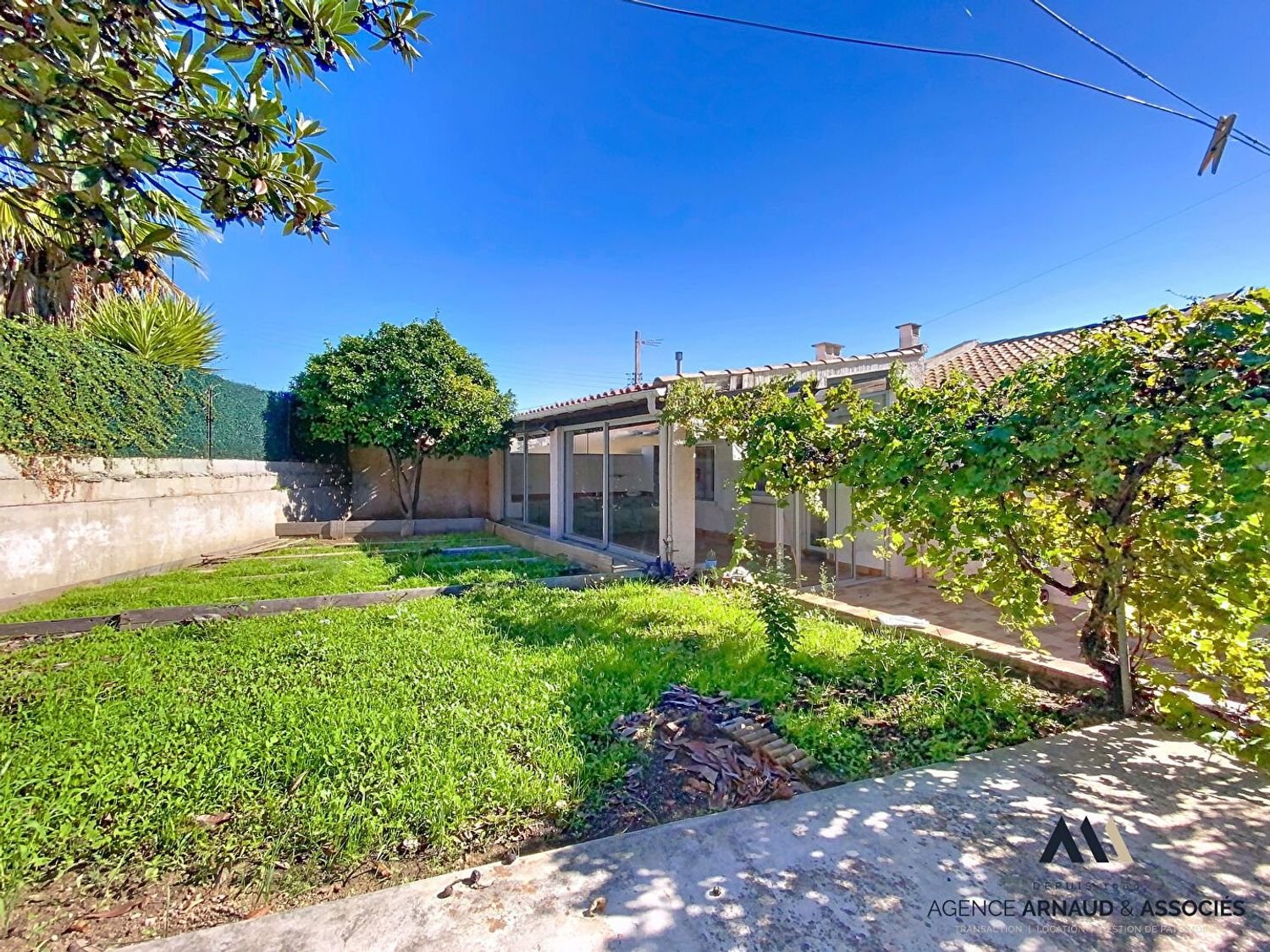 Maison à vendre, 120m², Saint-Cyr-sur-Mer