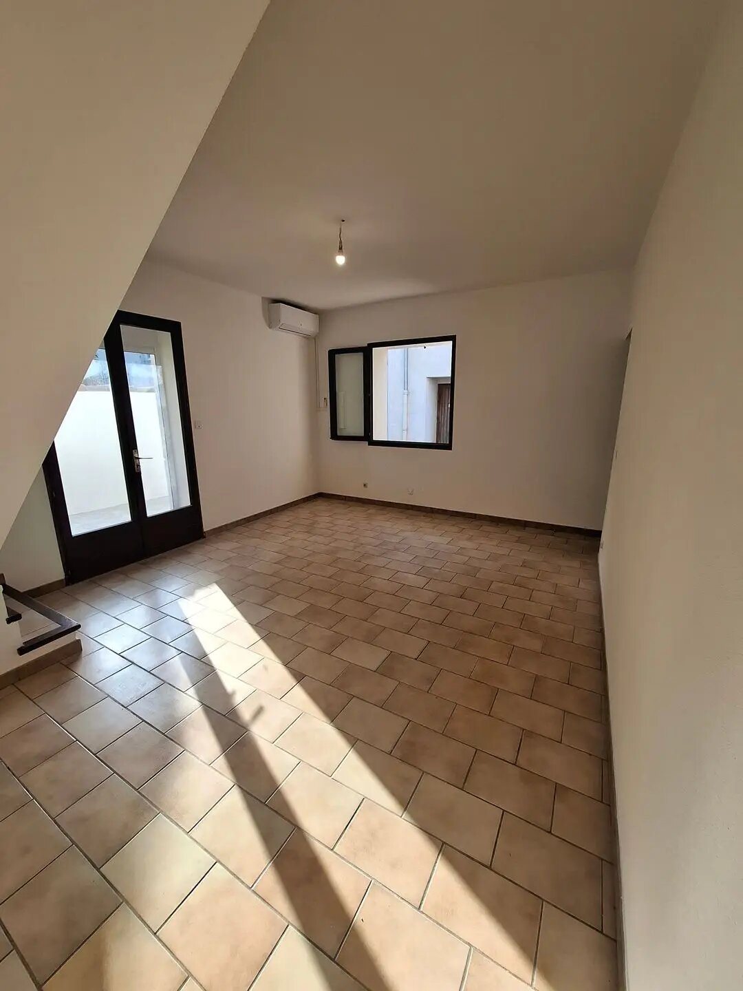 Maison à louer, 102m², Bellegarde