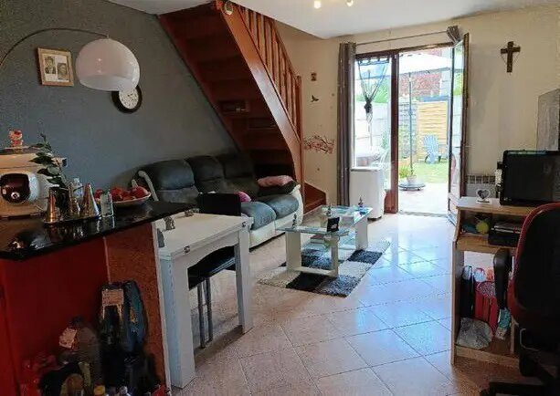 Maison à louer, 51m², Evry