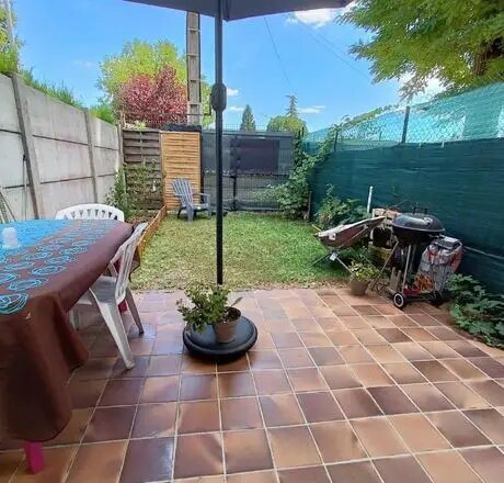 Maison à louer, 51m², Evry