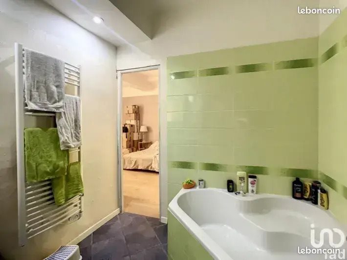 Maison à louer, 126m², La Tour-d'Aigues