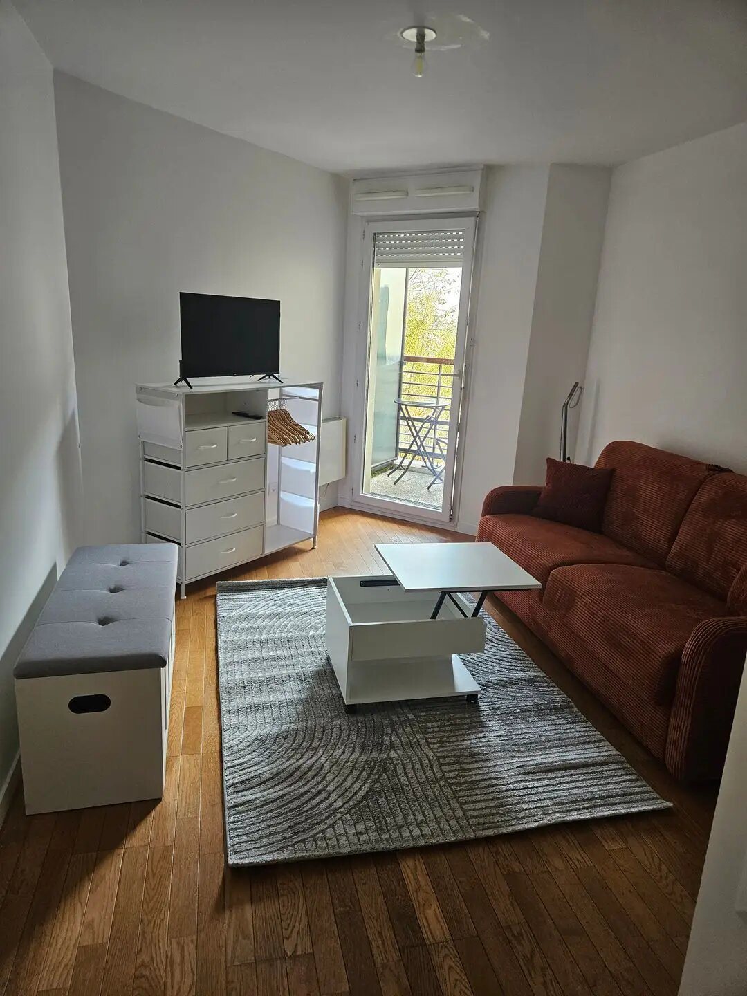Appartement à louer, 23m², Suresnes