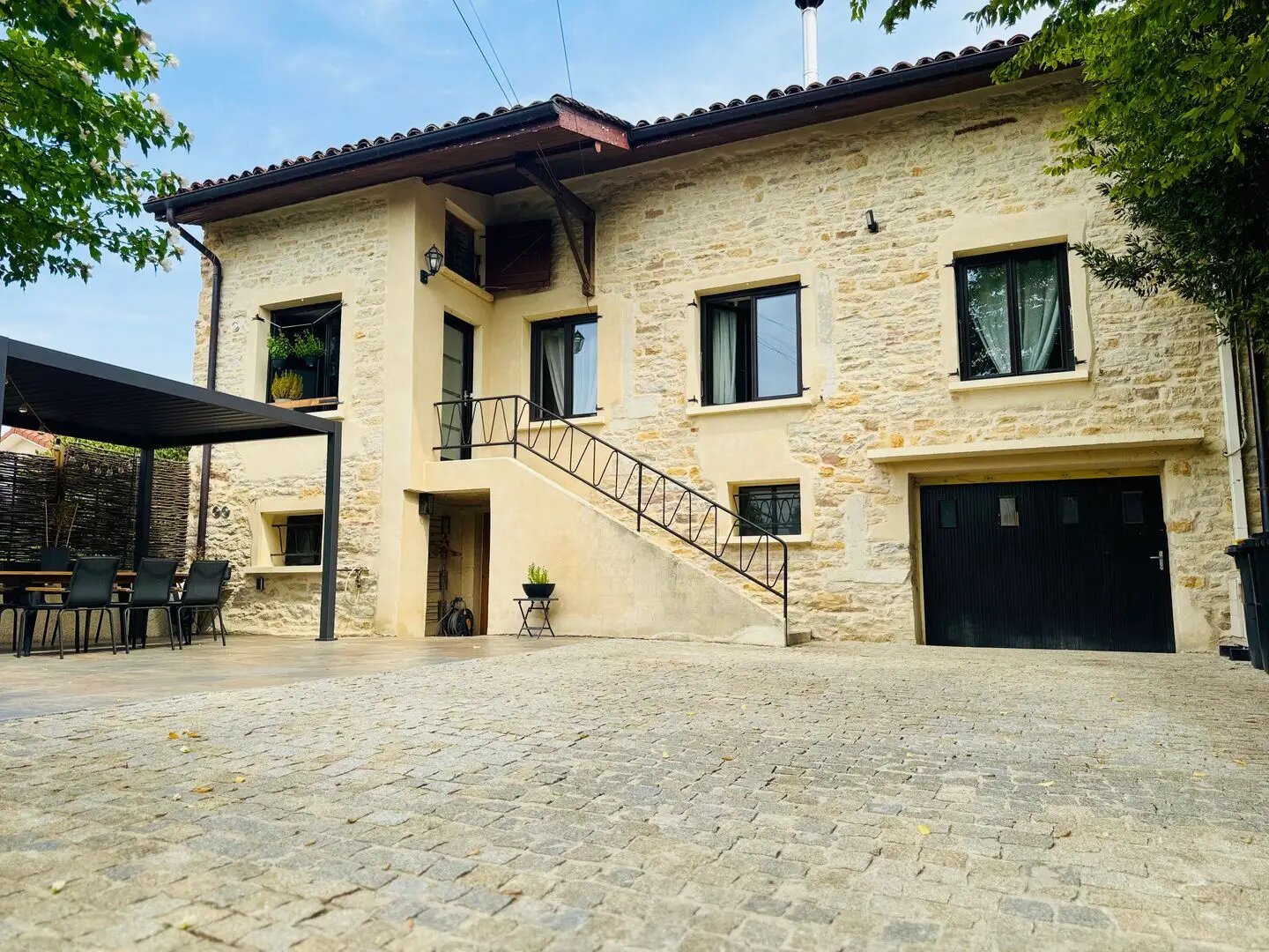 Maison à vendre, 140m², Revonnas