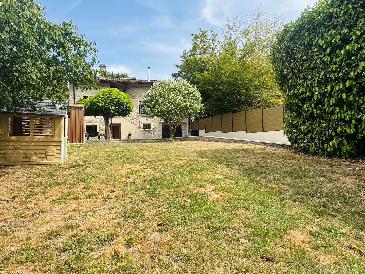 Maison à vendre, 140m², Revonnas