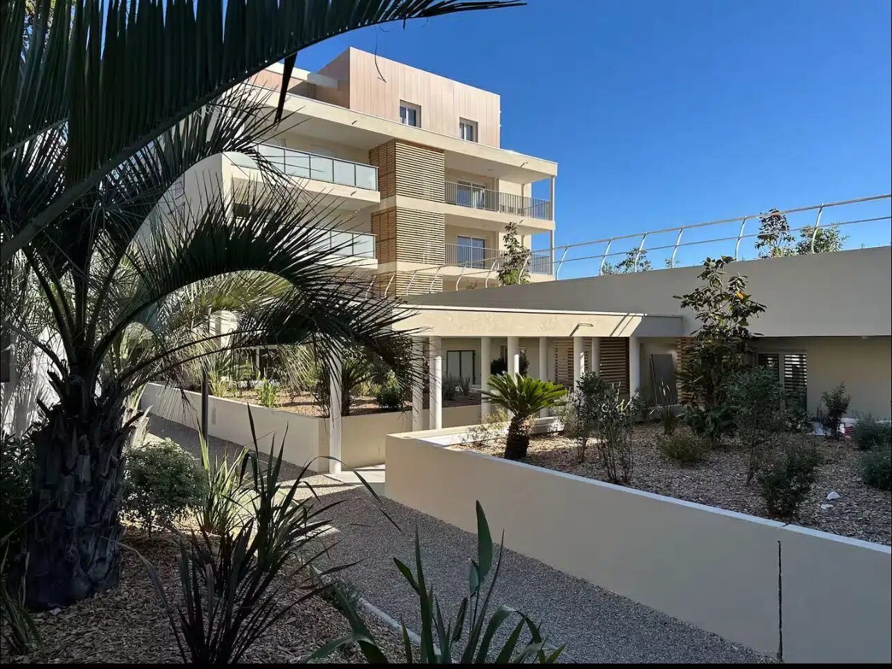 Appartement à louer, 64m², Antibes