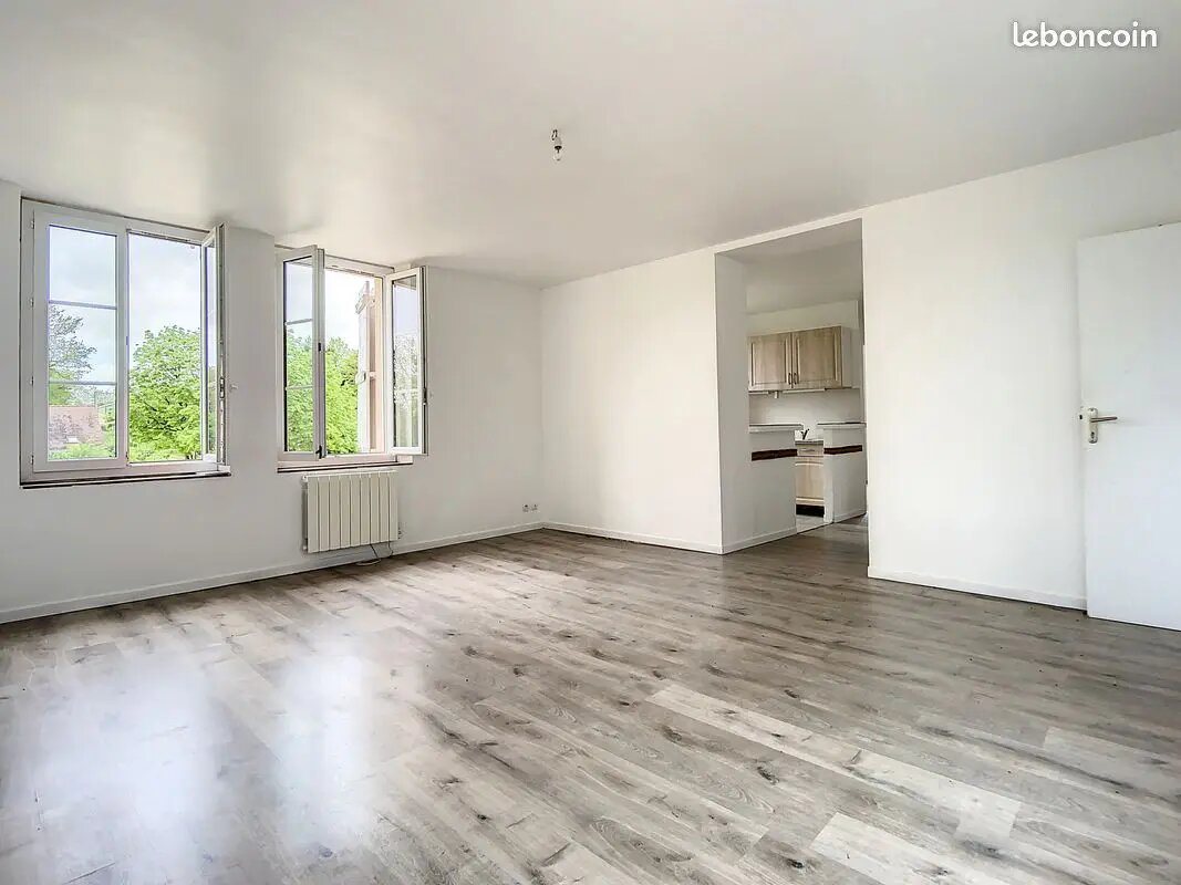 Appartement à louer, 64m², Moulins-sur-Ouanne
