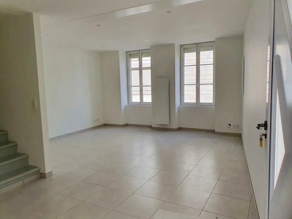 Maison à louer, 90m², Saujon
