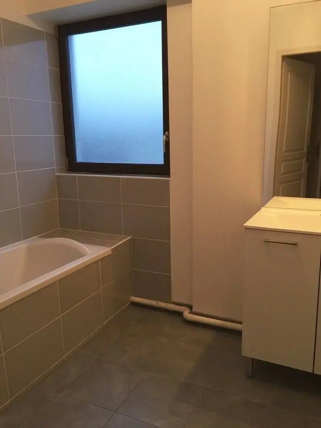 Appartement à louer, 68m², Viry