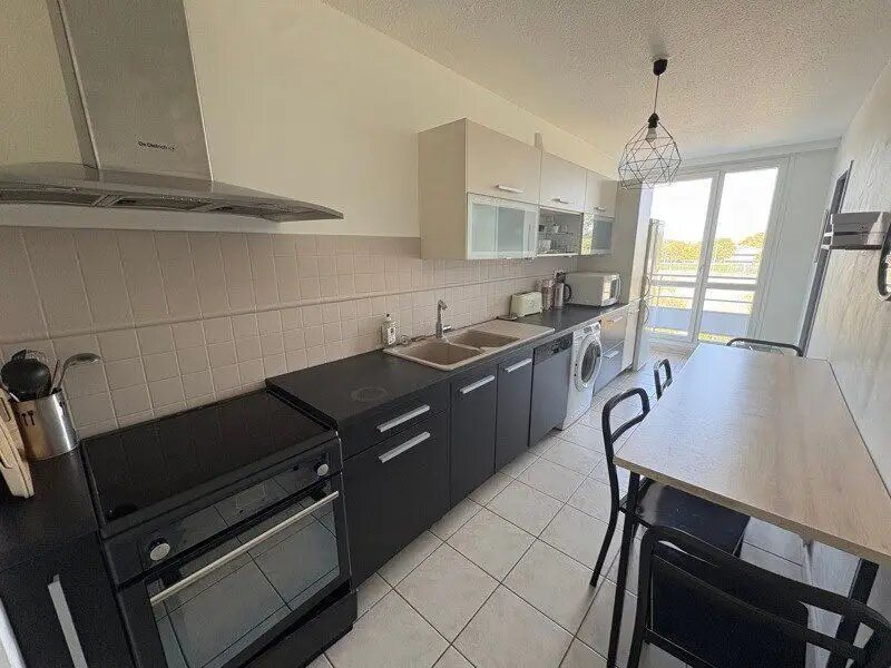 Appartement à louer, 81m², Pessac