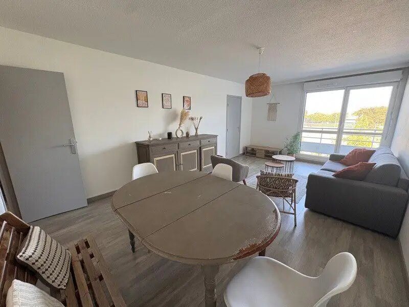 Appartement à louer, 81m², Pessac