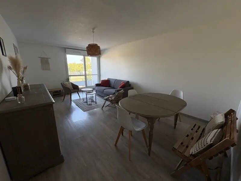 Appartement à louer, 81m², Pessac
