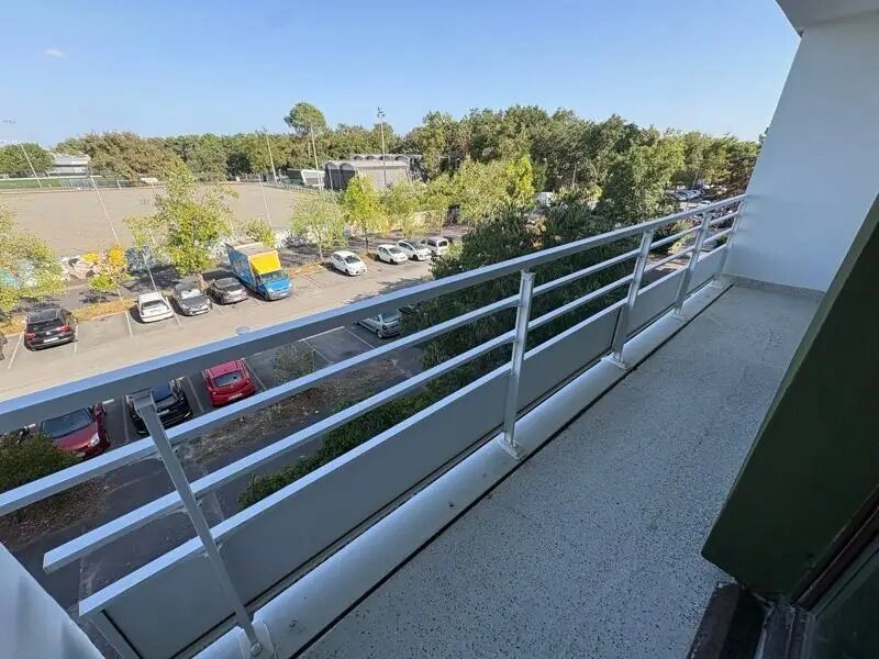 Appartement à louer, 81m², Pessac