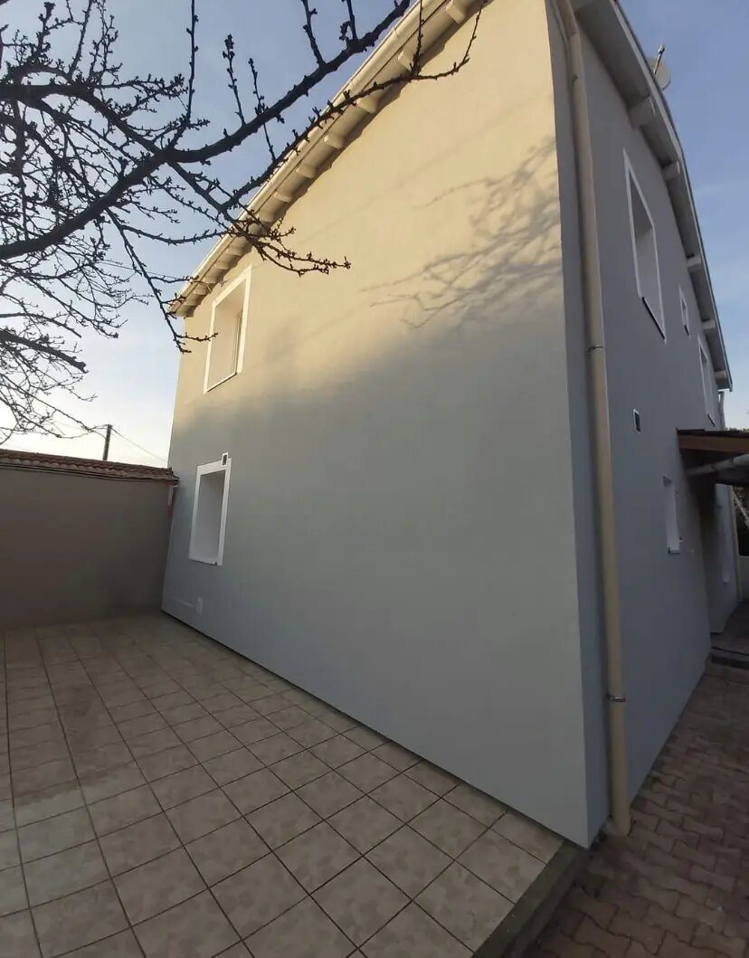 Maison à louer, 160m², Vénissieux