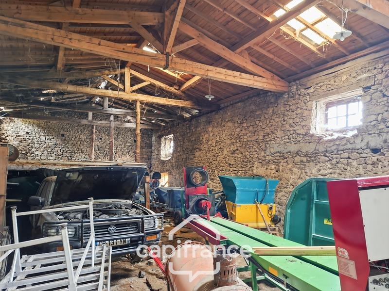 Maison à vendre, 135m², Celles-sur-Durolle
