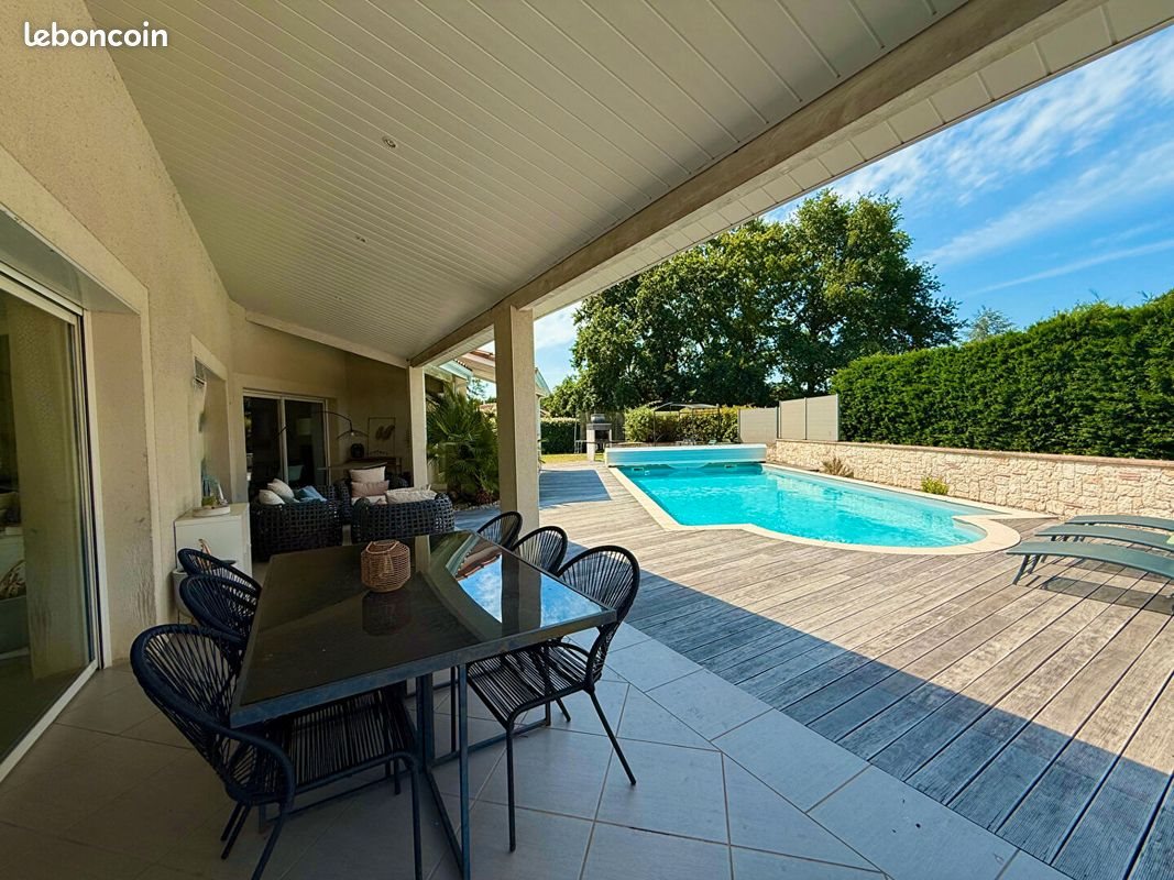 Maison à vendre, 213m², Bias