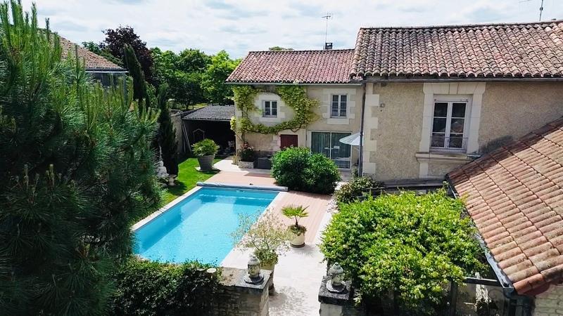 Maison à vendre, 267m², Avanton