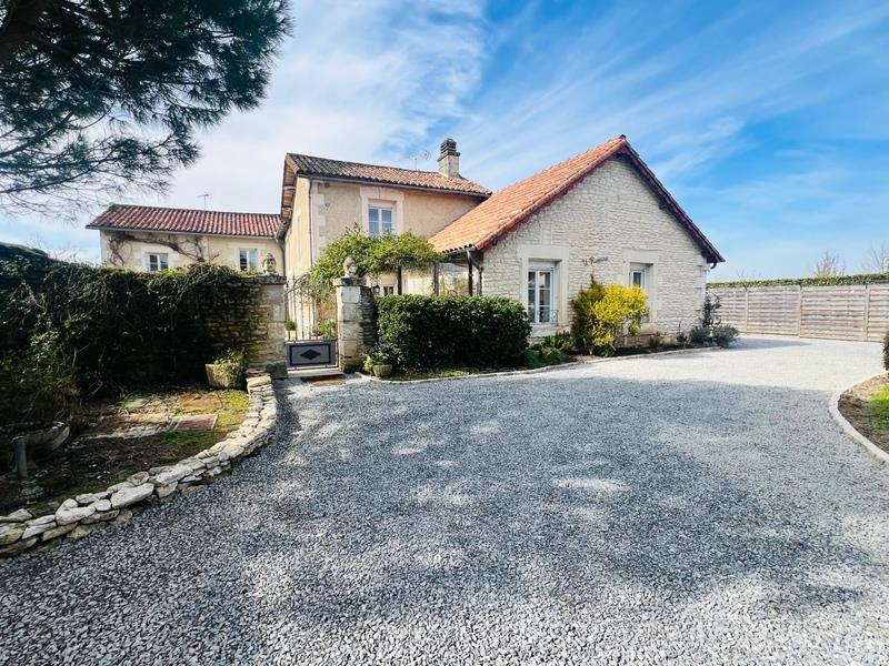 Maison à vendre, 267m², Avanton