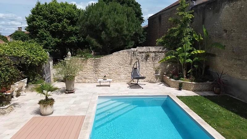 Maison à vendre, 267m², Avanton