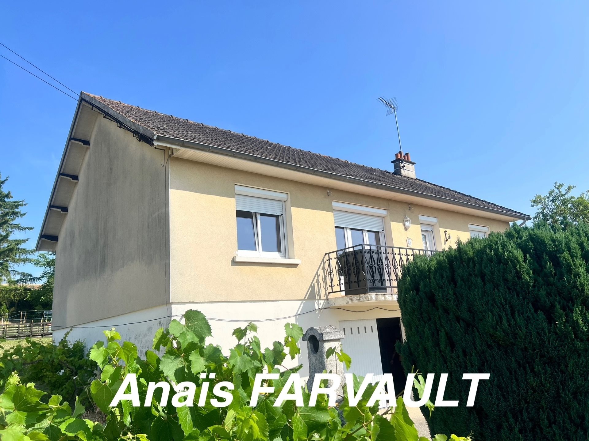 Maison à vendre, 92m², Oyré