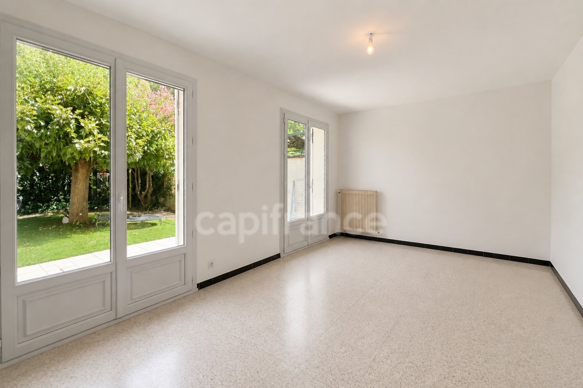 Maison à louer, 74m², Caissargues