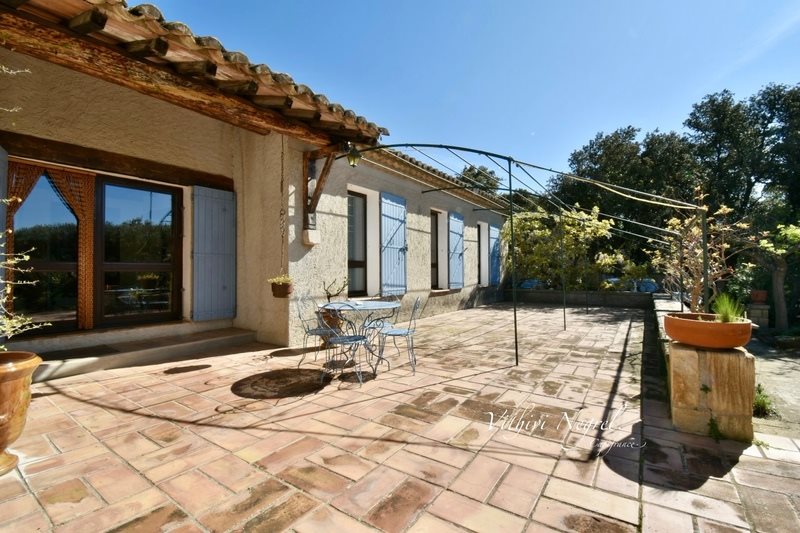Maison à vendre, 145m², Aureille
