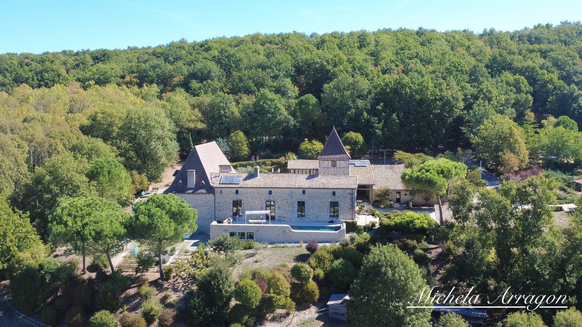 Maison à vendre, 850m², Pinel-Hauterive