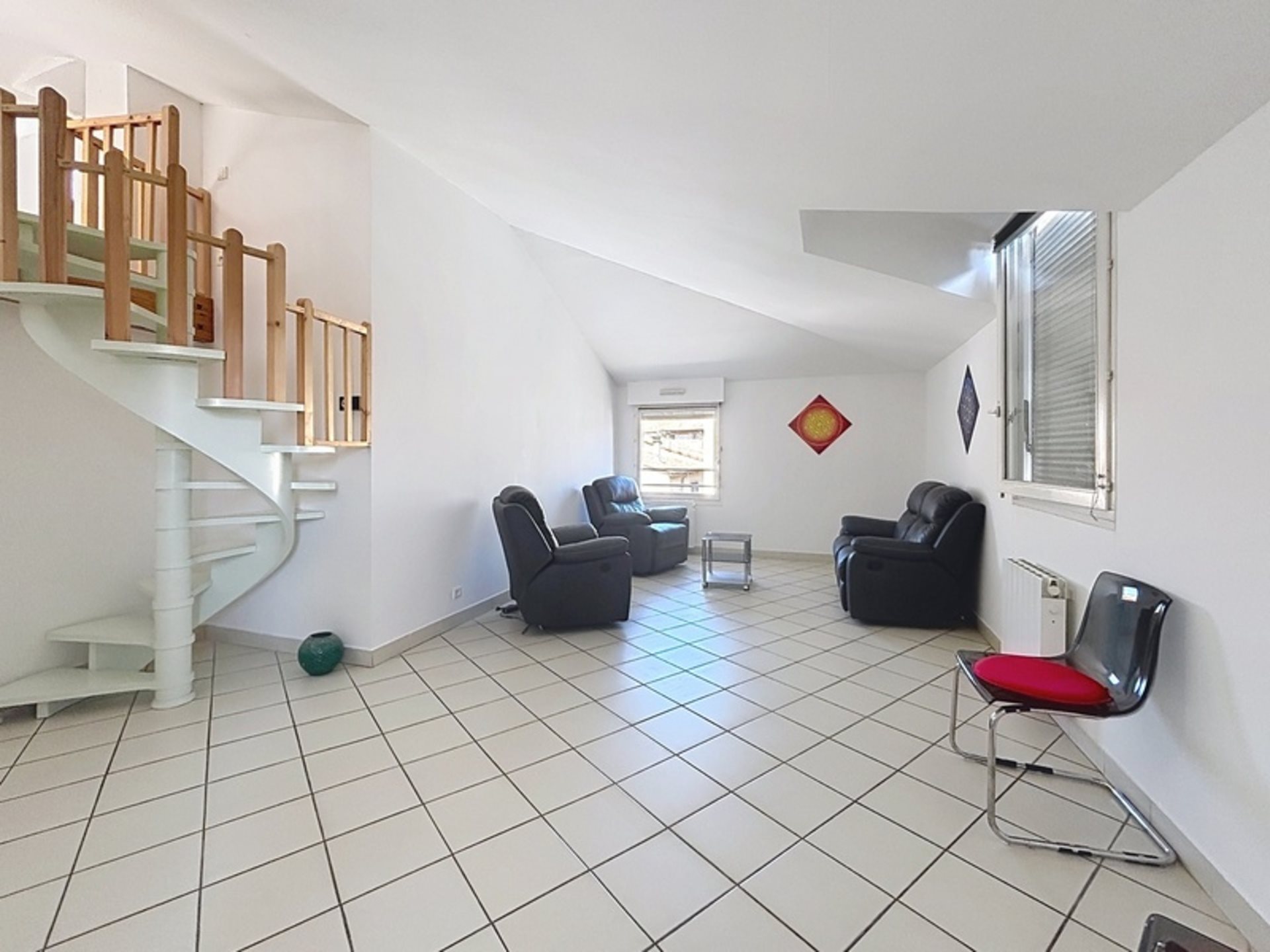Appartement à vendre, 76m², Aubenas