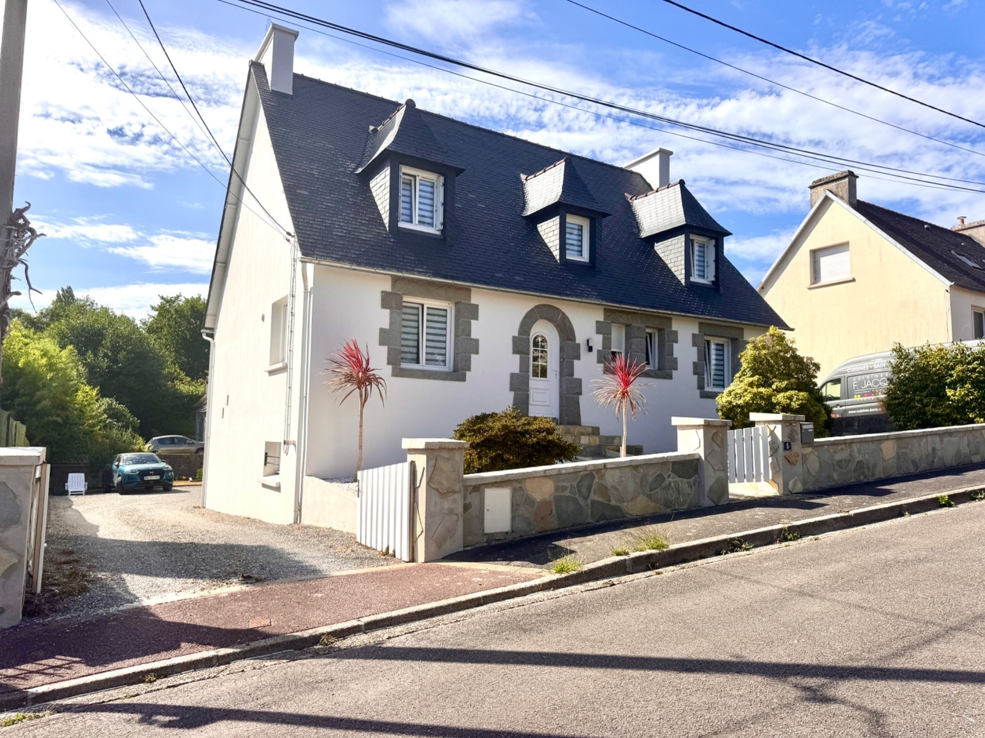 Maison à vendre, 143m², Plouédern