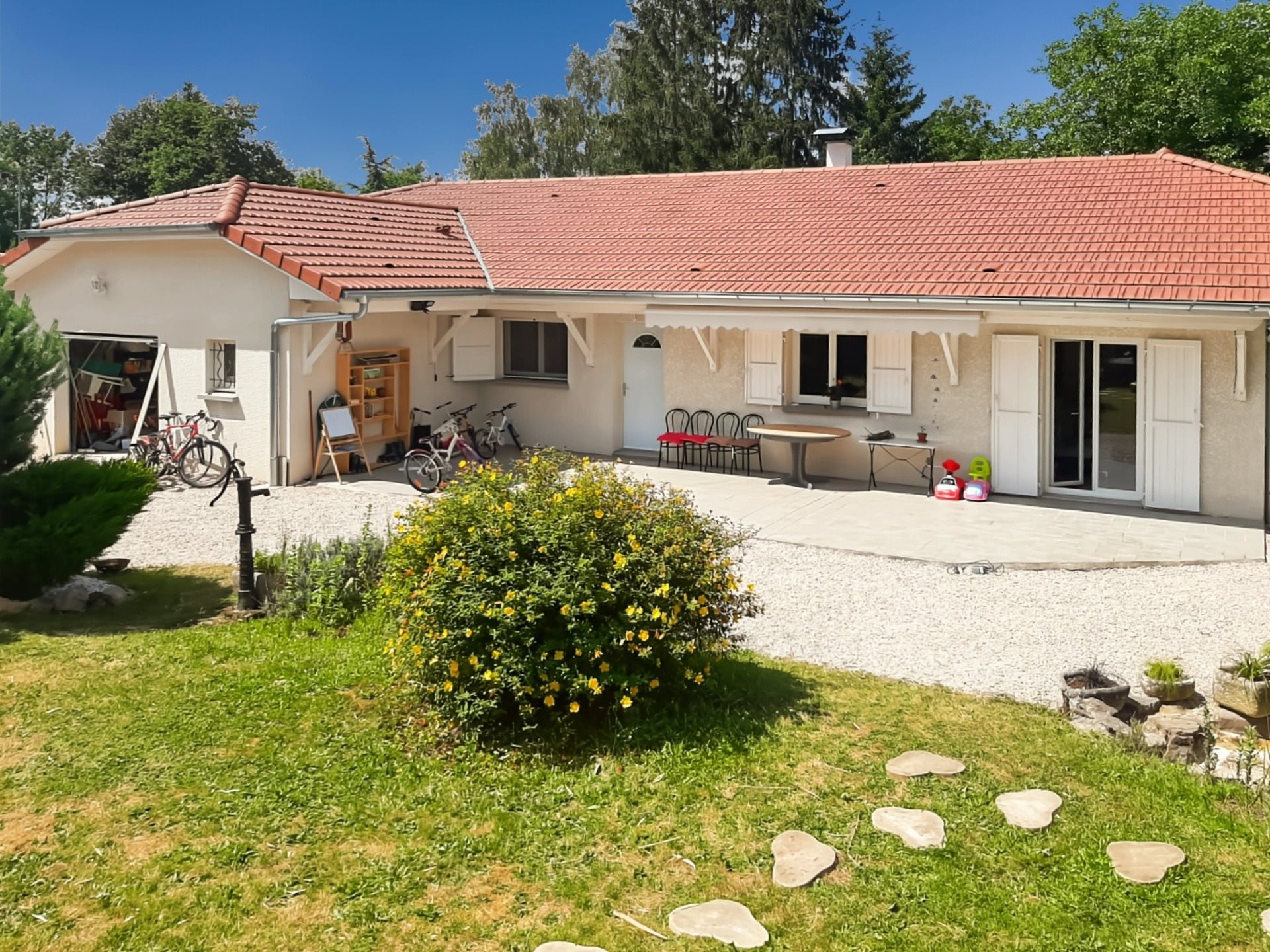 Maison à vendre, 150m², Saint-Amour