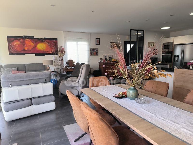 Maison à vendre, 120m², Pisany