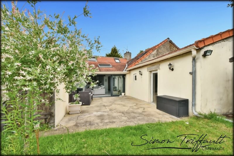 Maison à louer, 107m², Courceboeufs
