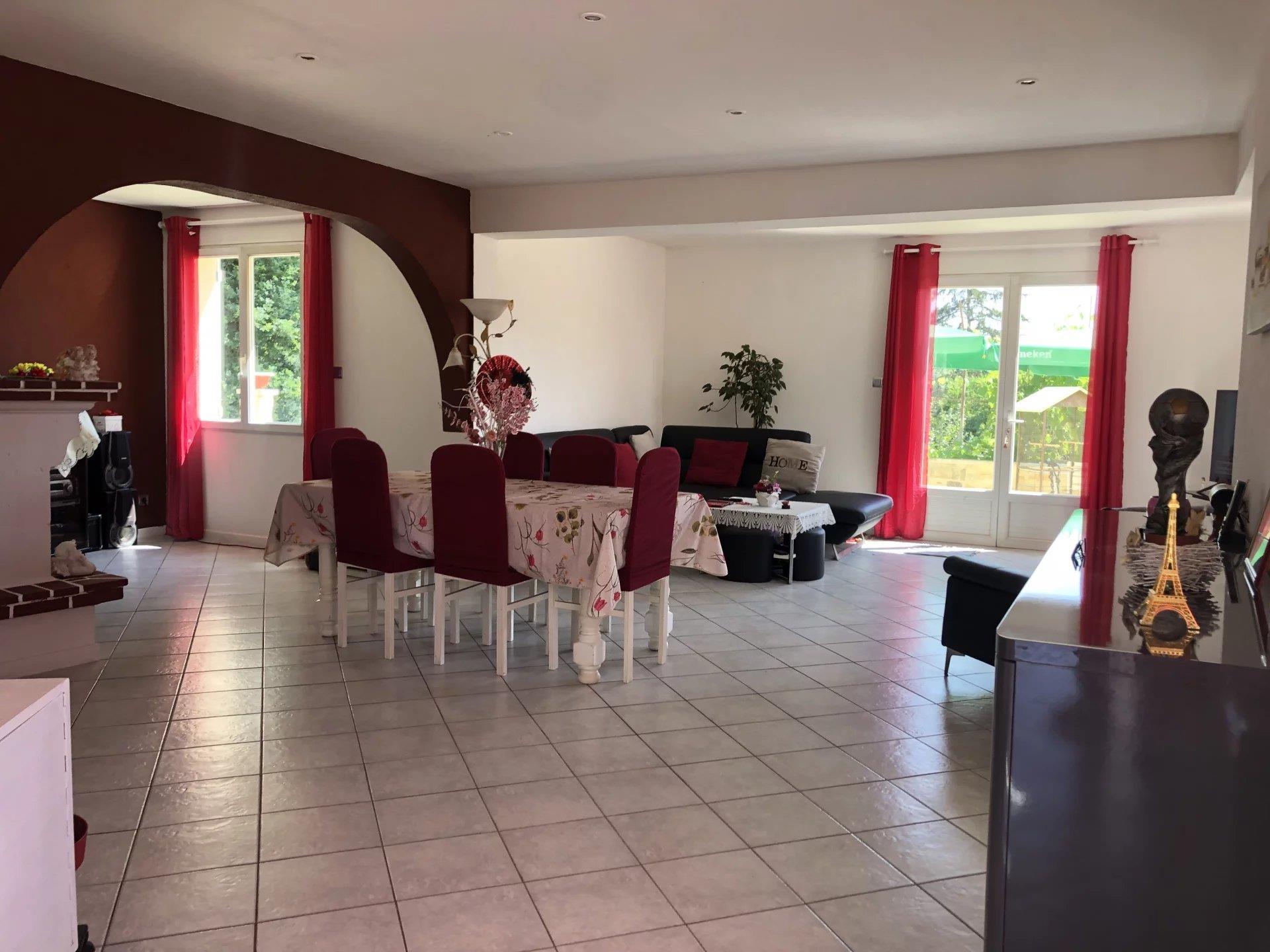 Maison à vendre, 127m², Bazoches-sur-le-Betz