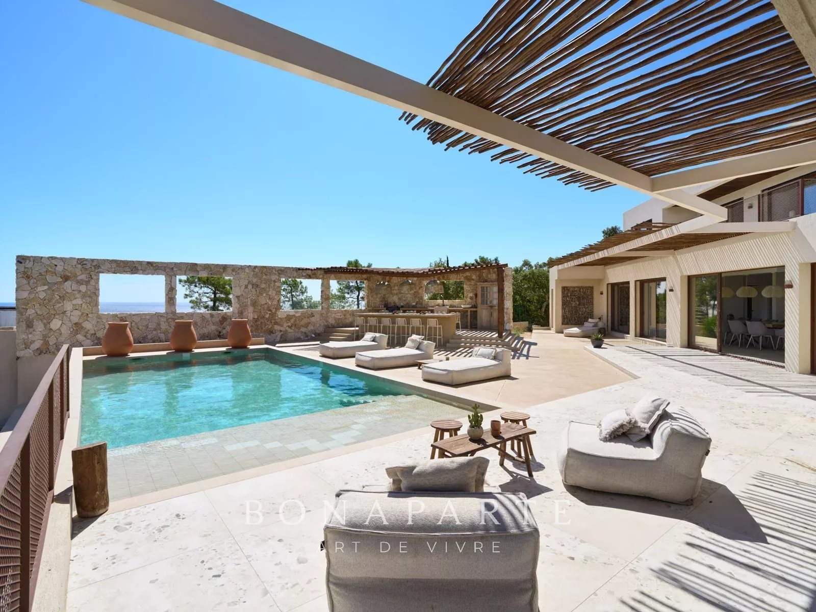 Maison à vendre, 450m², Roquebrune-sur-Argens