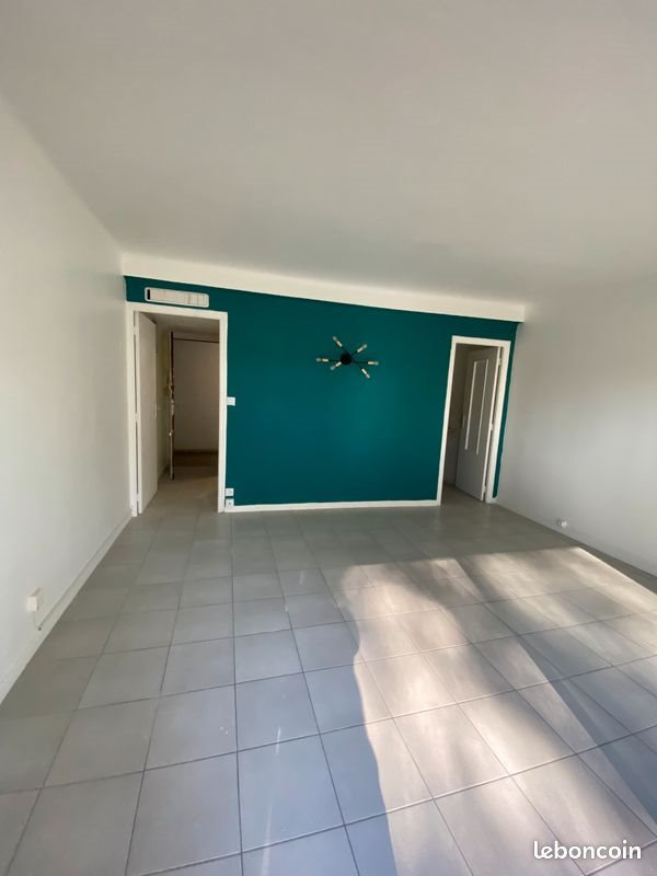 Appartement à louer, 28m², Carnoux-en-Provence