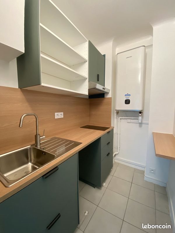 Appartement à louer, 28m², Carnoux-en-Provence