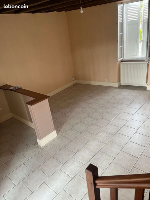 Maison à louer, 56m², Issoudun