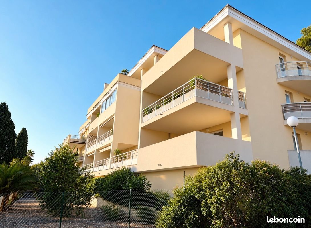Appartement à vendre, 68m², Hyères