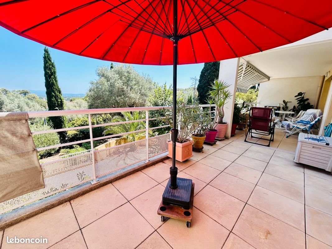 Appartement à vendre, 68m², Hyères