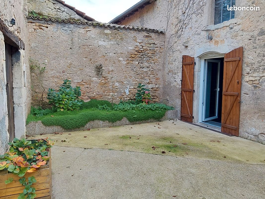 Maison à louer, 146m², Bicqueley